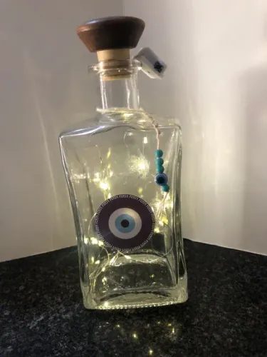Garrafa Decorativa com Luz de Led p bar Olho Grego