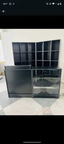 Conjunto de Expositores e Prateleiras para Comércio