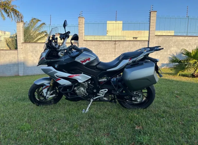 BMW S1000 XR Semi Nova Aceito troca 