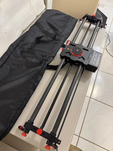 Slider - Dolly - Trilho - Automático com controle remoto.