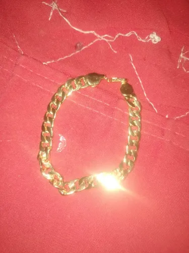 Pulseira masculina dourada*nova*!