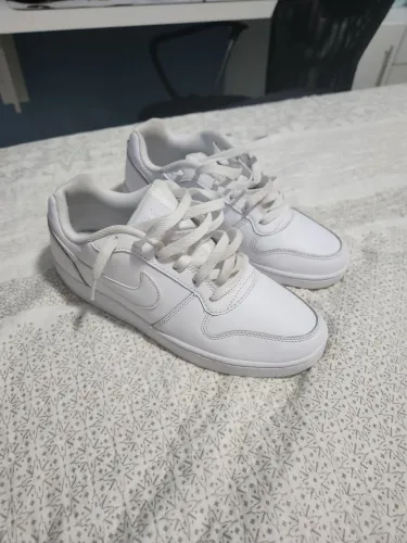 TENIS NIKE ALL WHITE