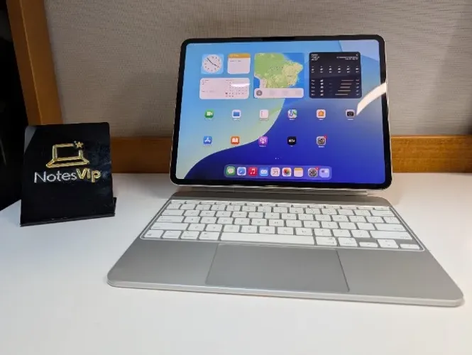 IPAD PRO M4 OLED 13 - WIFI+ 5G(CELULLAR) - 16GB/1TB SILVER COM MAGIC KEYBOARD