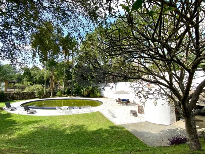 Casa de Condomínio - 5 Dormitórios (Suítes) à Venda e para Alugar na Chácara Flora, São Pa