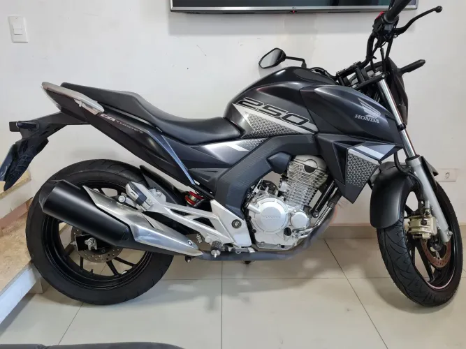 Cb twister 250 (estudo trocas)