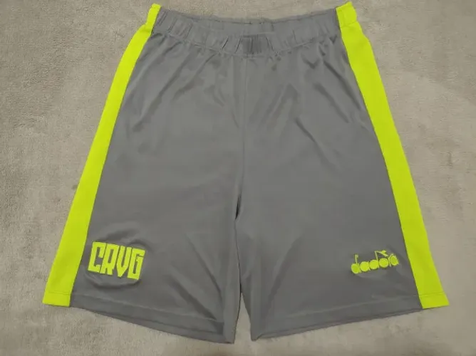 Calção Oficial Vasco Diadora 2018, tamanho M. Praticamente impecável!