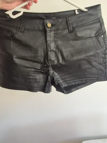 Shorts de couro preto - TOK