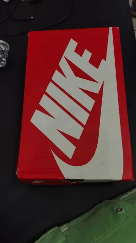 Tênis Nike Court Vision Branco Verde original, 38/39. Com cadarço verde e 1 extra branco 