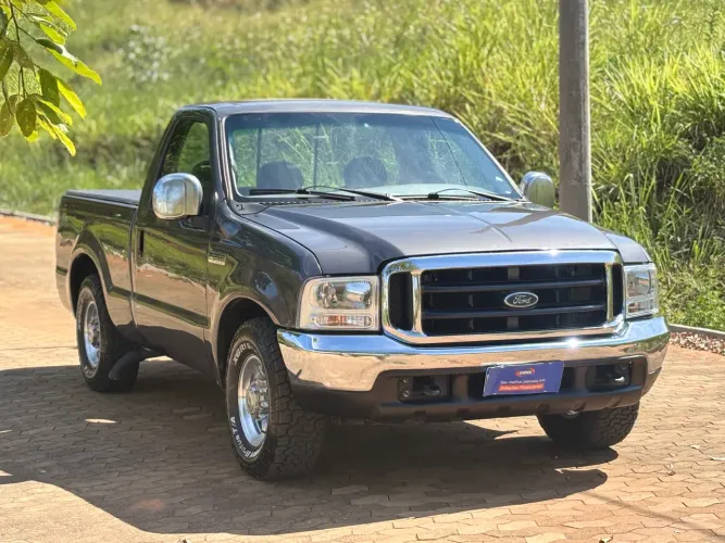 Ford F-250 XLT 4.2 TB Diesel 2001