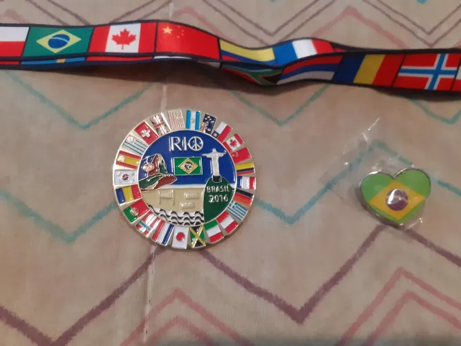 KIT PIN MEDALHA OLIMPIADAS RIO CORDÃO BROCHE PEQUENO BRASIL 