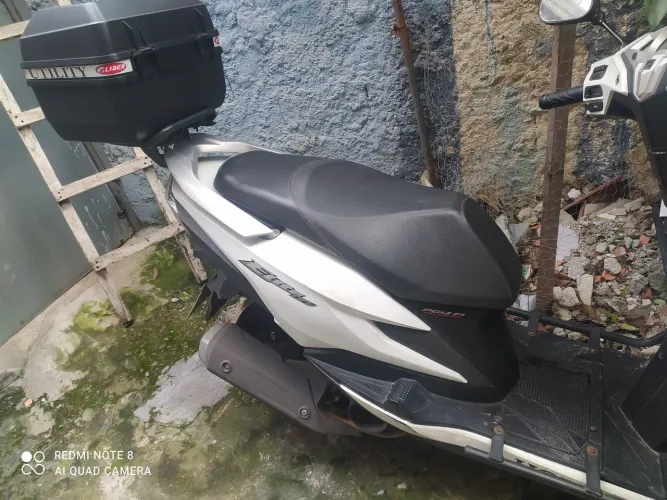 Honda elite 125 12.000 reais