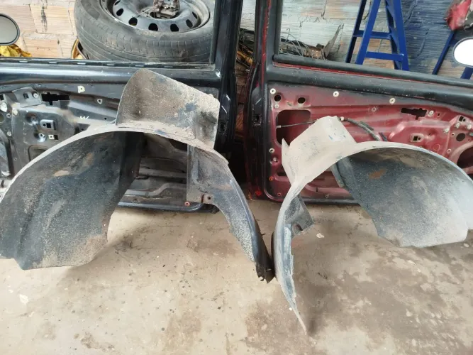 Par de para barro dianteiro Fiat Strada castanhal 