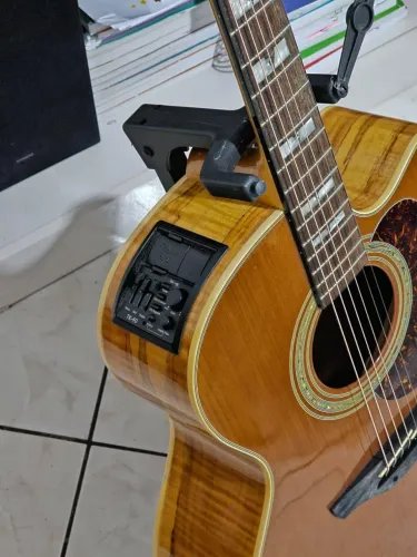 Violão Takamine EG523SC Coreano.