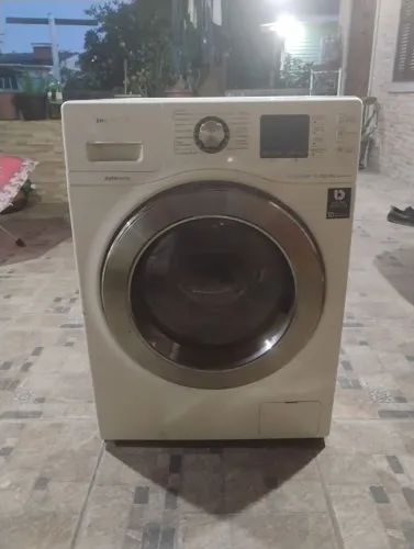 Lava e seca Samsung