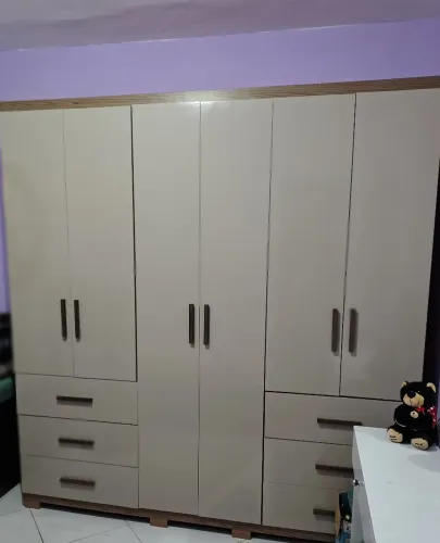Guarda - roupa de casal