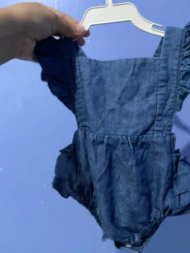 Roupinha de neném feminina 