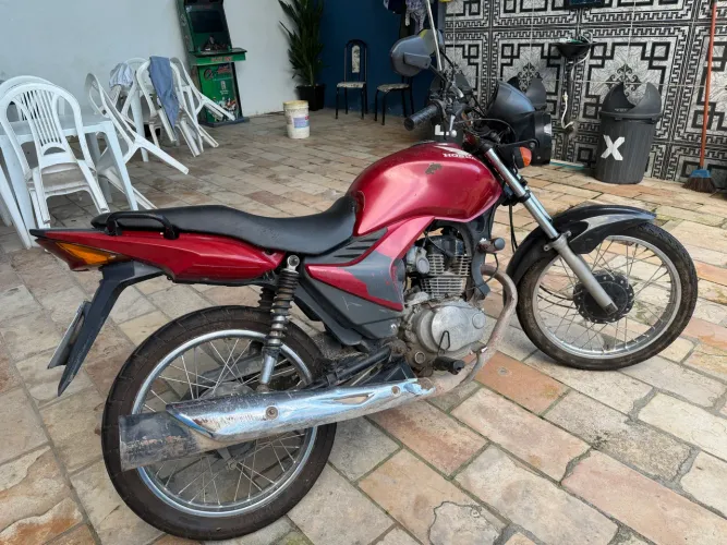 Vendo Fan 150 a injeção eletrônica