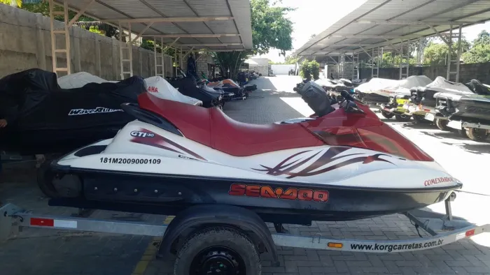 JET GTI 130 extremamente novo 140horas