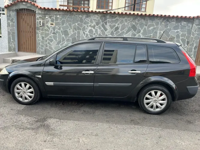 Renault Megane Grand Tour Dynam. Hi-flex 1.6 16V 2012