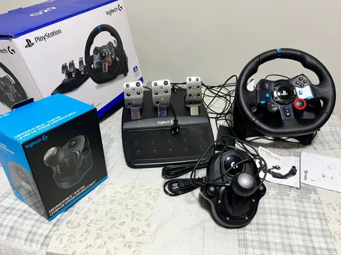 Volante, Pedais e Câmbio Logitech G29 Driving Force Para PS5, PS4, PS3 e PC