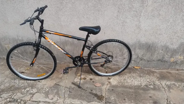 Bicicleta urbana/MTB básica aro 24 - leia descrição