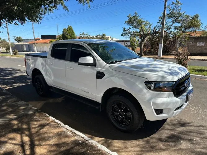 Ford Ranger XLS 2.2 4X2 CD Diesel Aut. 2020
