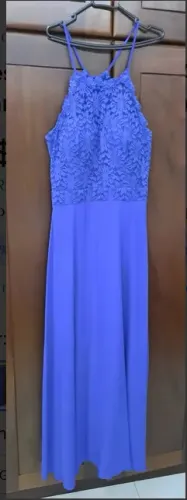 Vestido de Festa Azul Com Renda