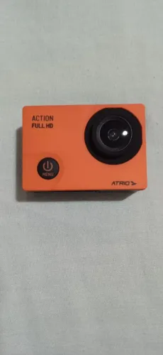 Câmera sportiva Atrio DC190 Full HD preta e laranja.