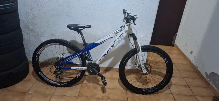 Bicicleta bike aro 26 trust