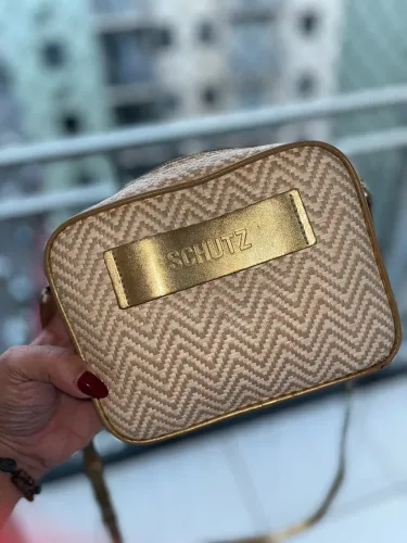 Schutz Bolsa Pequena Tiracolo Trama Cru/Dourado