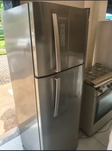 Geladeira À venda