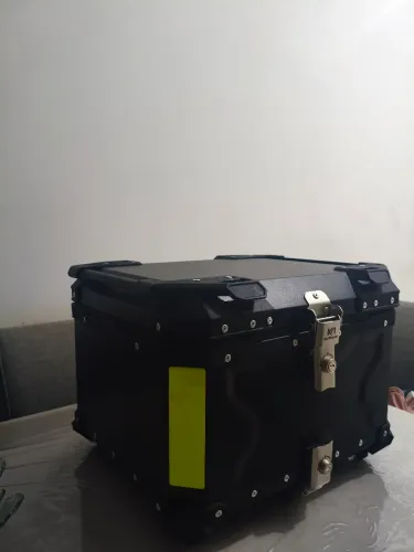 vendo baú de alumínio 55 litros