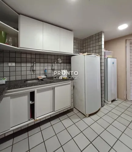 Casa com 6 quartos em Tamandaré