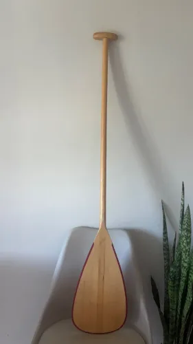Remo de canoa havaiana 