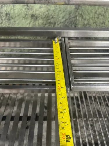 Parrila em aço inox e aço carbono