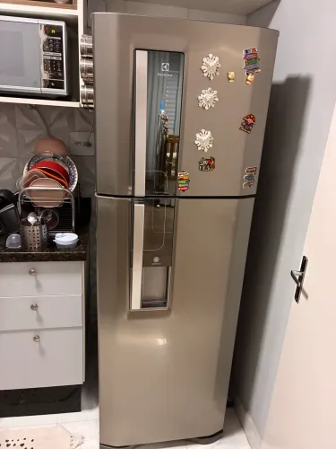 Geladeira Electrolux 380 litros