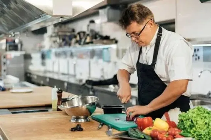 VAGA COZINHEIRO LÍDER