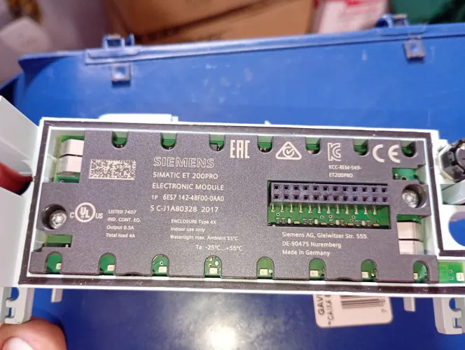 Vendo Módulo de Saída Digital Siemens SIMATIC ET 200PRO, modelo 6ES7142-4BF00-0AA0.