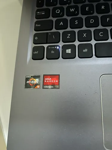 Notebook ASUS VivoBook Ótimo Desempenho!