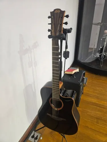 Violão Lag Tramontane Dreanoucht Black T100dce (Tampo maciço)