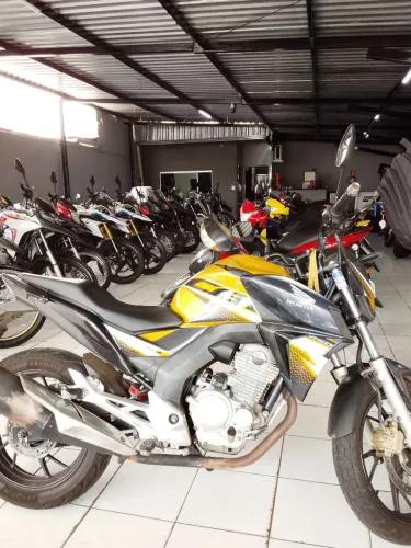 Cb250 Amarela