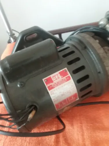 MOTOR DE MAQUINA DE COSTURA WEG 110-220 V BI-VOLT 3480 RPM