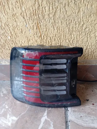 Lanterna Traseira Esquerda Volvo Ex30 2024 2025 (Detalhe)