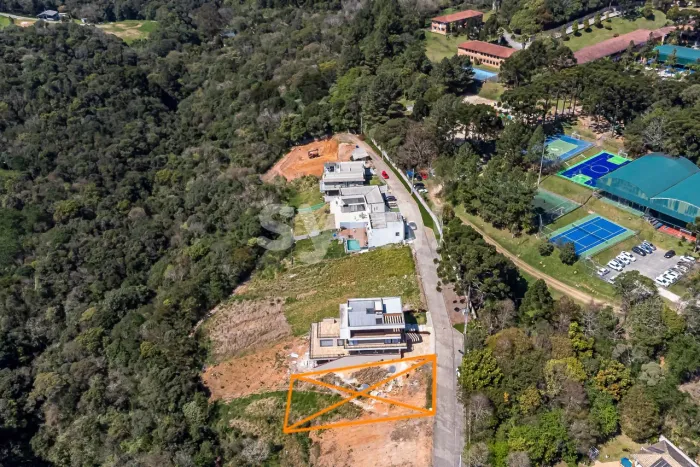 Terreno em condominio à venda