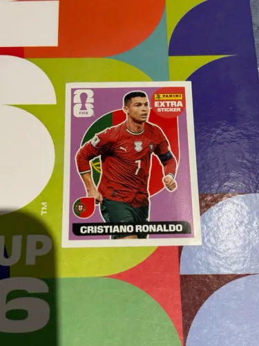 A figurinha extra (ou Legend) de Cristiano Ronaldo