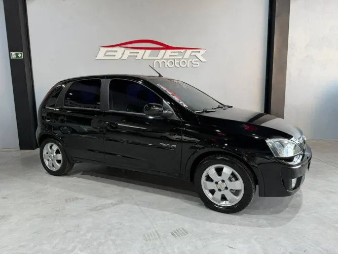 Chevrolet Corsa Hat. Premium 1.4 8V Econoflex 5P 2009
