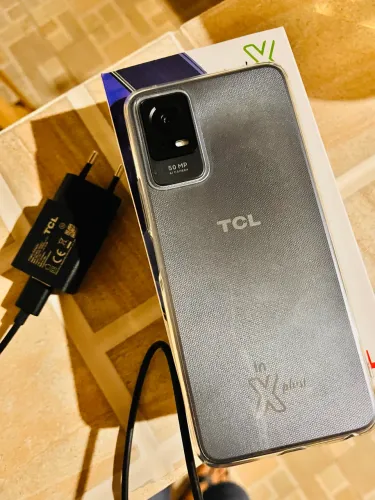 Celular TCL 408 64GB