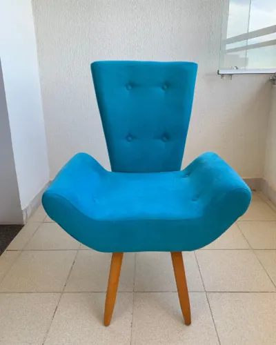 Poltrona azul turquesa