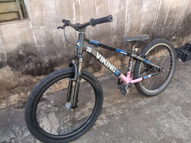 Bicicleta de grau vk troco ou vendo
