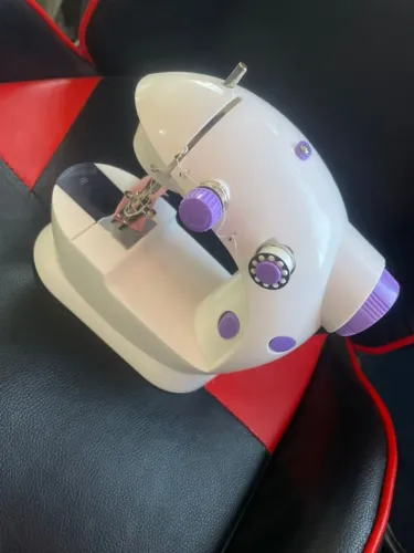 mini maquina de costura portatil modelo SM-202A